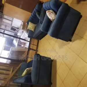 Photo - Luxury Sofa Set