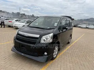 Toyota Noah 2009 Black