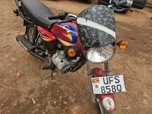 Bajaj Boxer 125 2023 Red