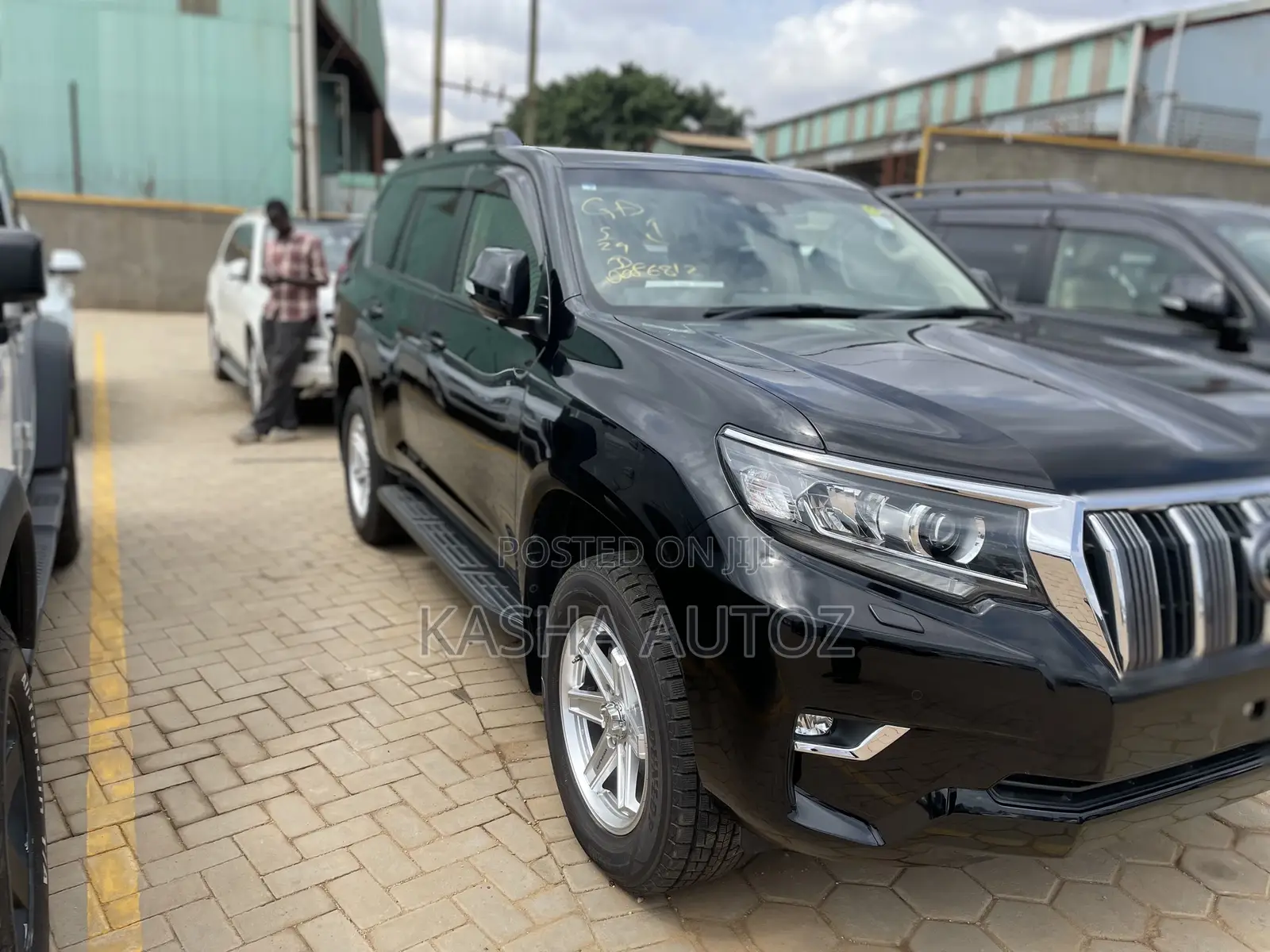 Toyota Land Cruiser Prado 2017 Black