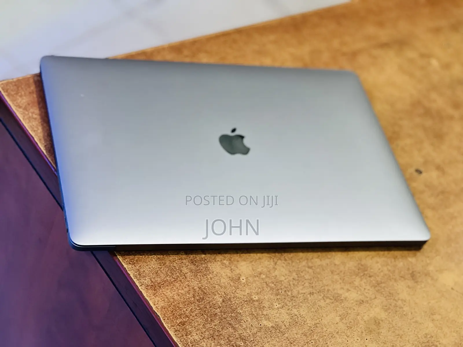 Laptop Apple MacBook Pro 2019 16GB Intel Core i7 SSHD (Hybrid) 512GB