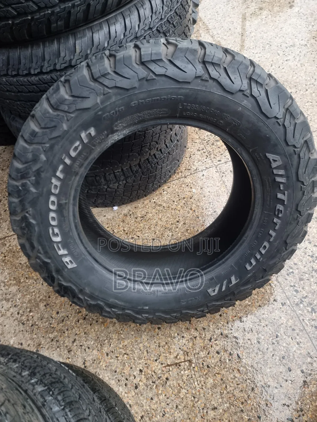 285/60r18 Bf Goodrich Tires in Good Condition