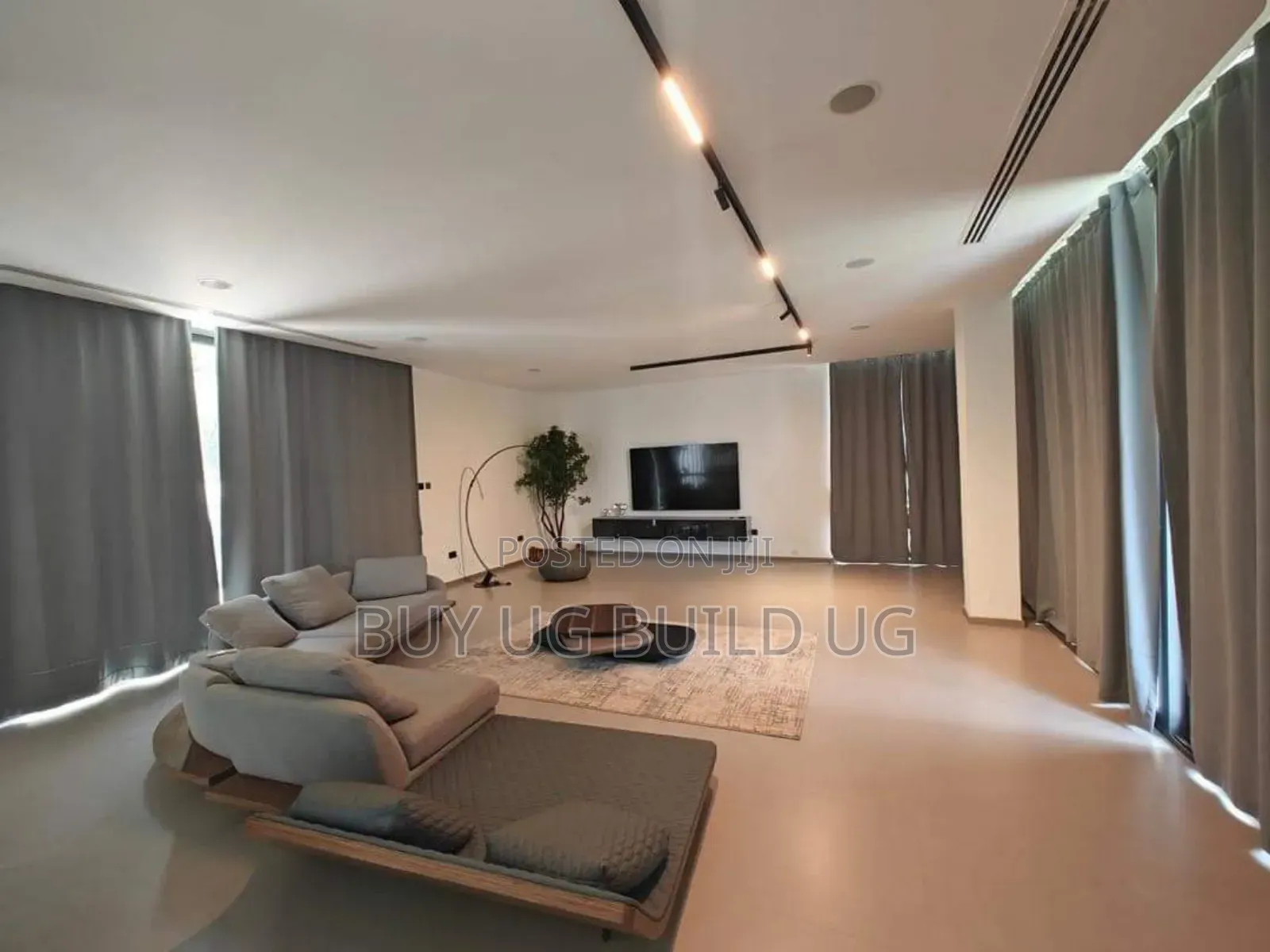 5bdrm Maisonette in Munyonyo - Kampala, Central Division for sale