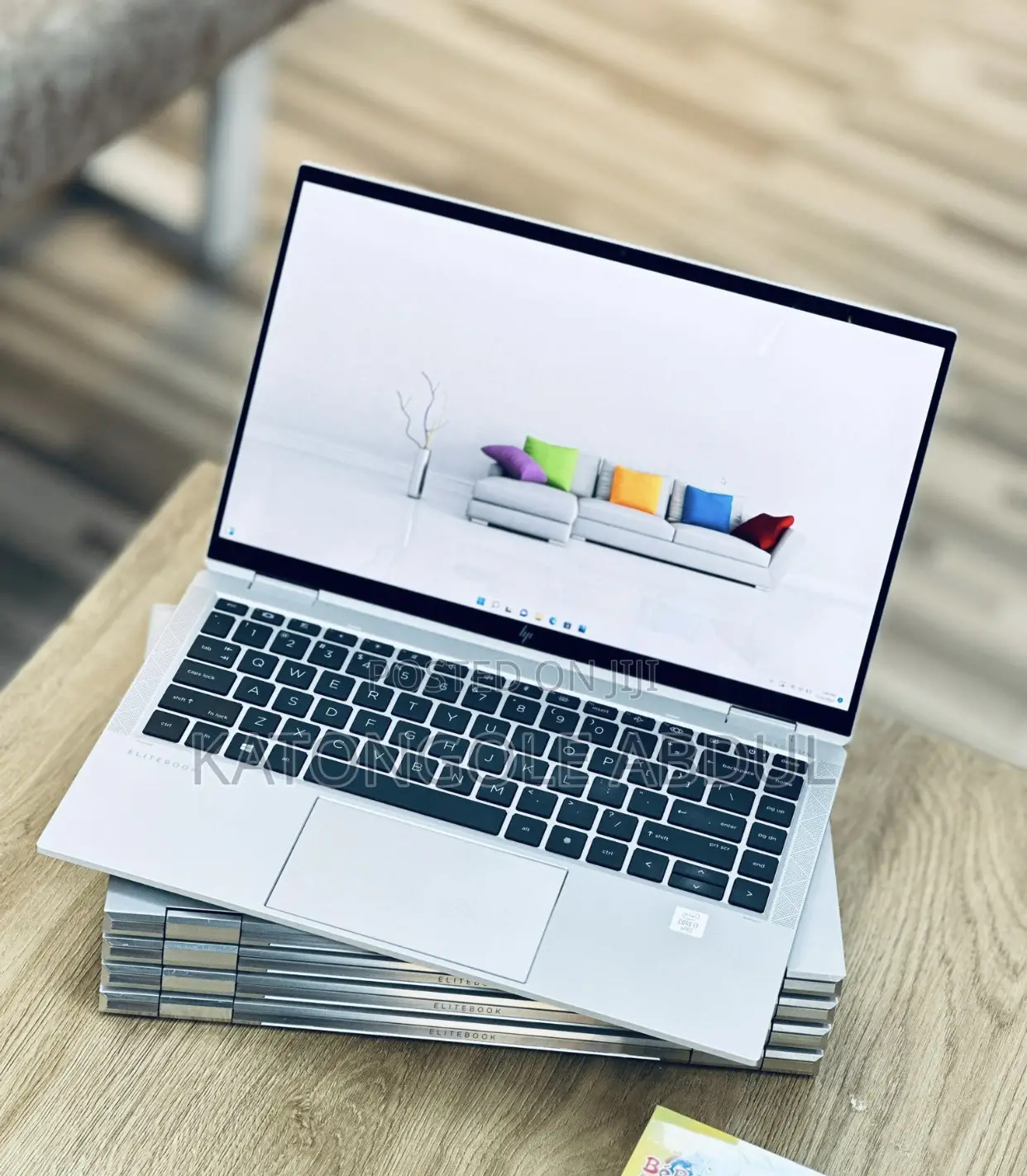 New Laptop HP EliteBook 1040 G8 16GB Intel Core i5 SSD 512GB
