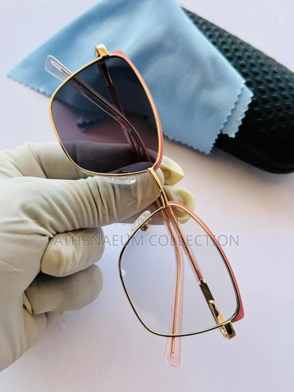 Photo Chromic Glasses ( Shades in Sunlight)