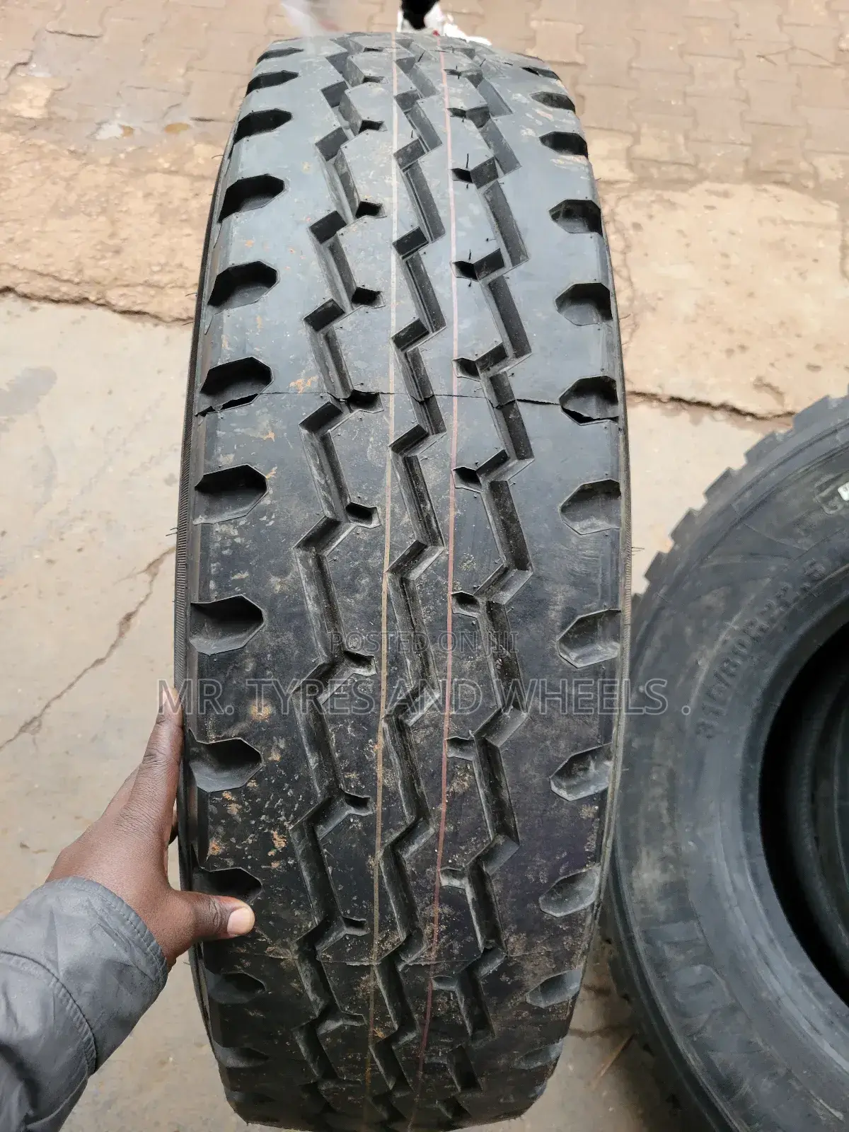315 80 R22.5 the Real Size U Think We Don't Have .