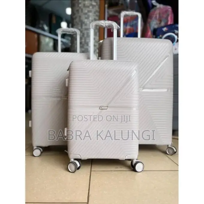 Axis Hardside Polypropylene Trolley Bags Travel Suitcases