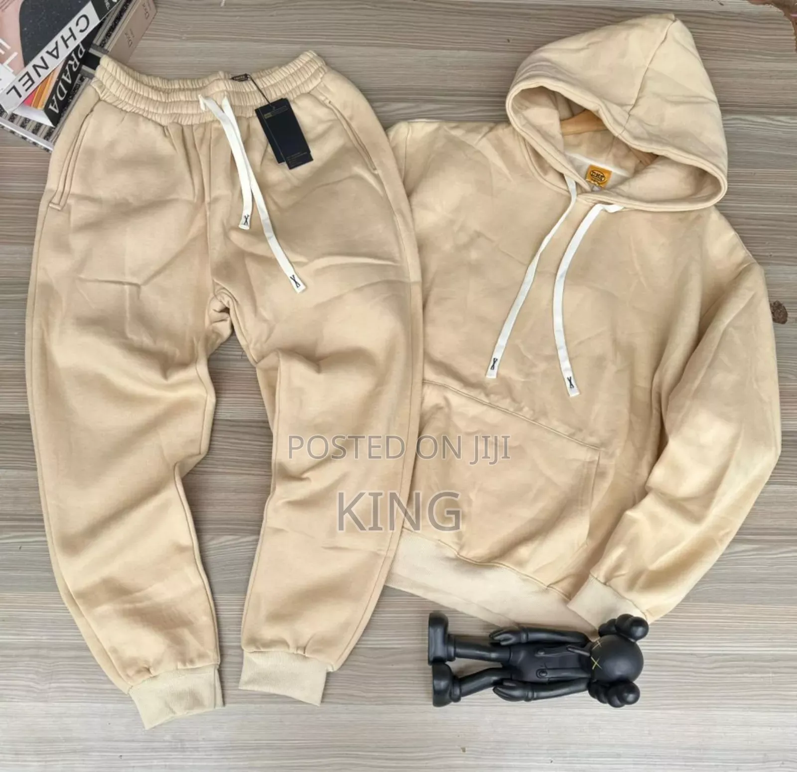 New Hoodie Tracksuit. Jumper and Sweaterpants