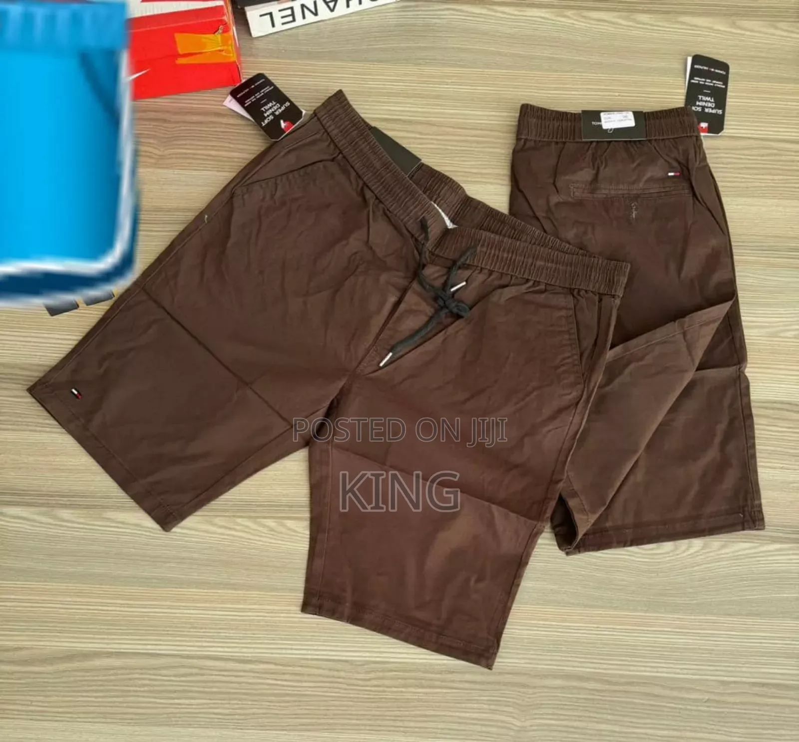 Metro Tommy Kaki Shorts