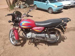 Bajaj CT 110X 2022 Red