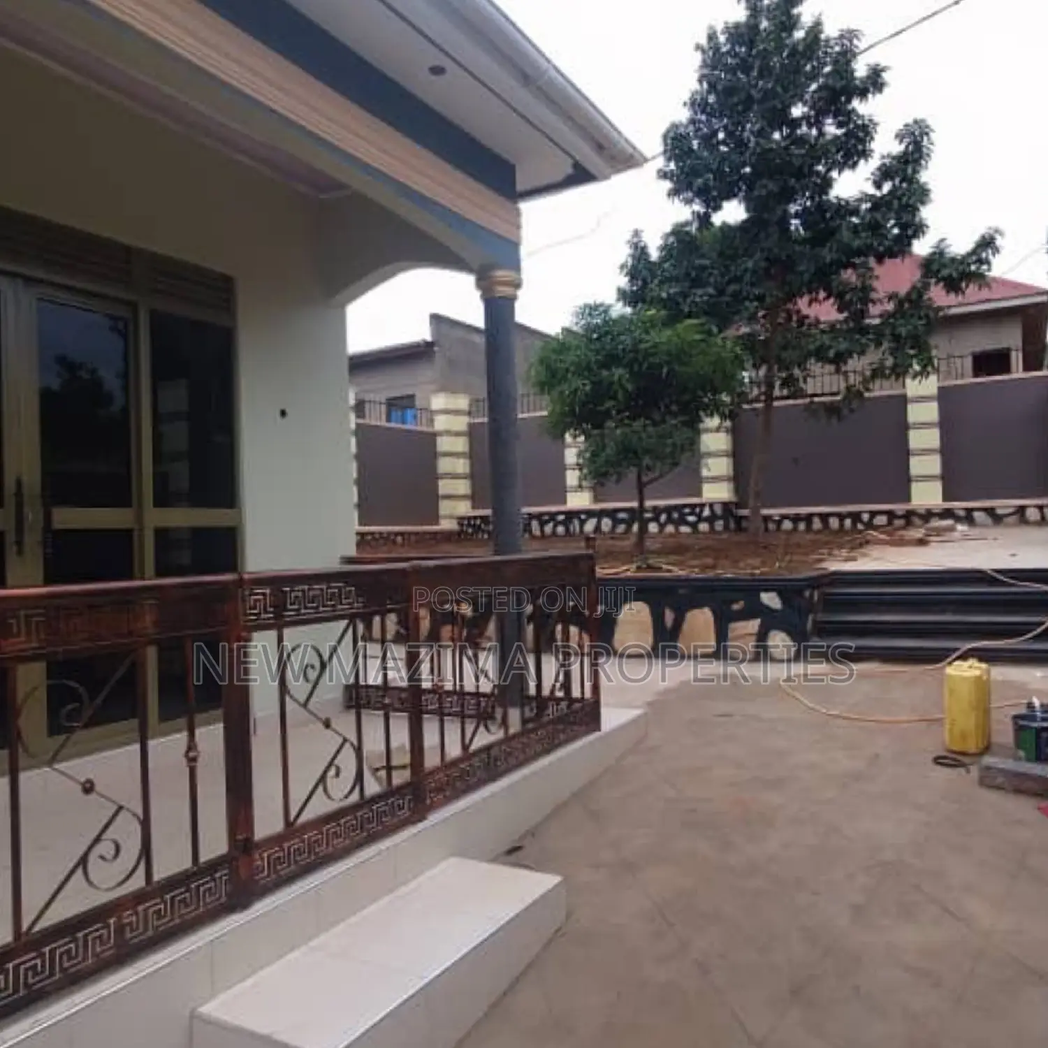 3bdrm Bungalow in Bulenga Town, Division A for sale