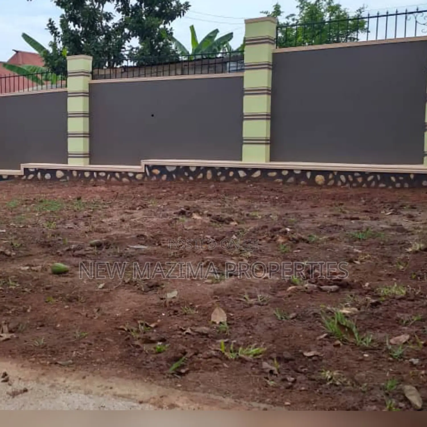3bdrm Bungalow in Bulenga Town, Division A for sale
