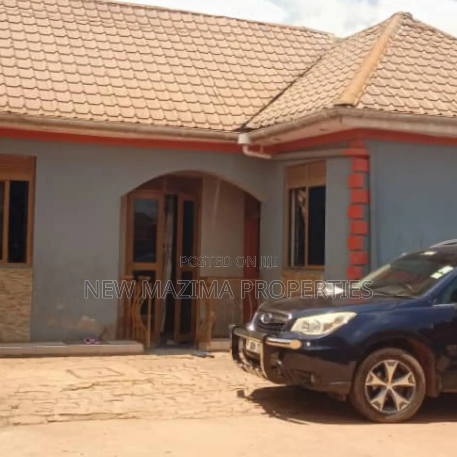 3bdrm House in Salaama Munyonyo Rd, Division A for sale