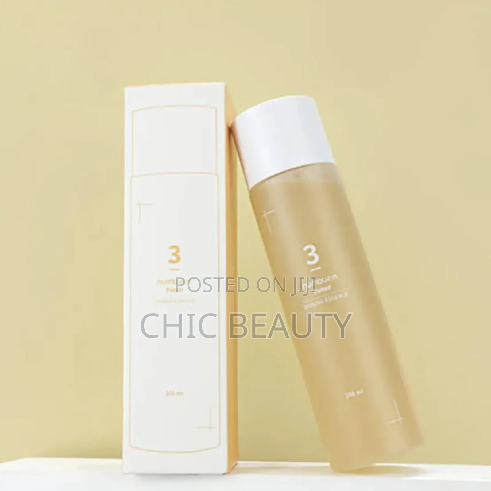 Numbuzin No.3 Super Glowing Essence Toner 200ml