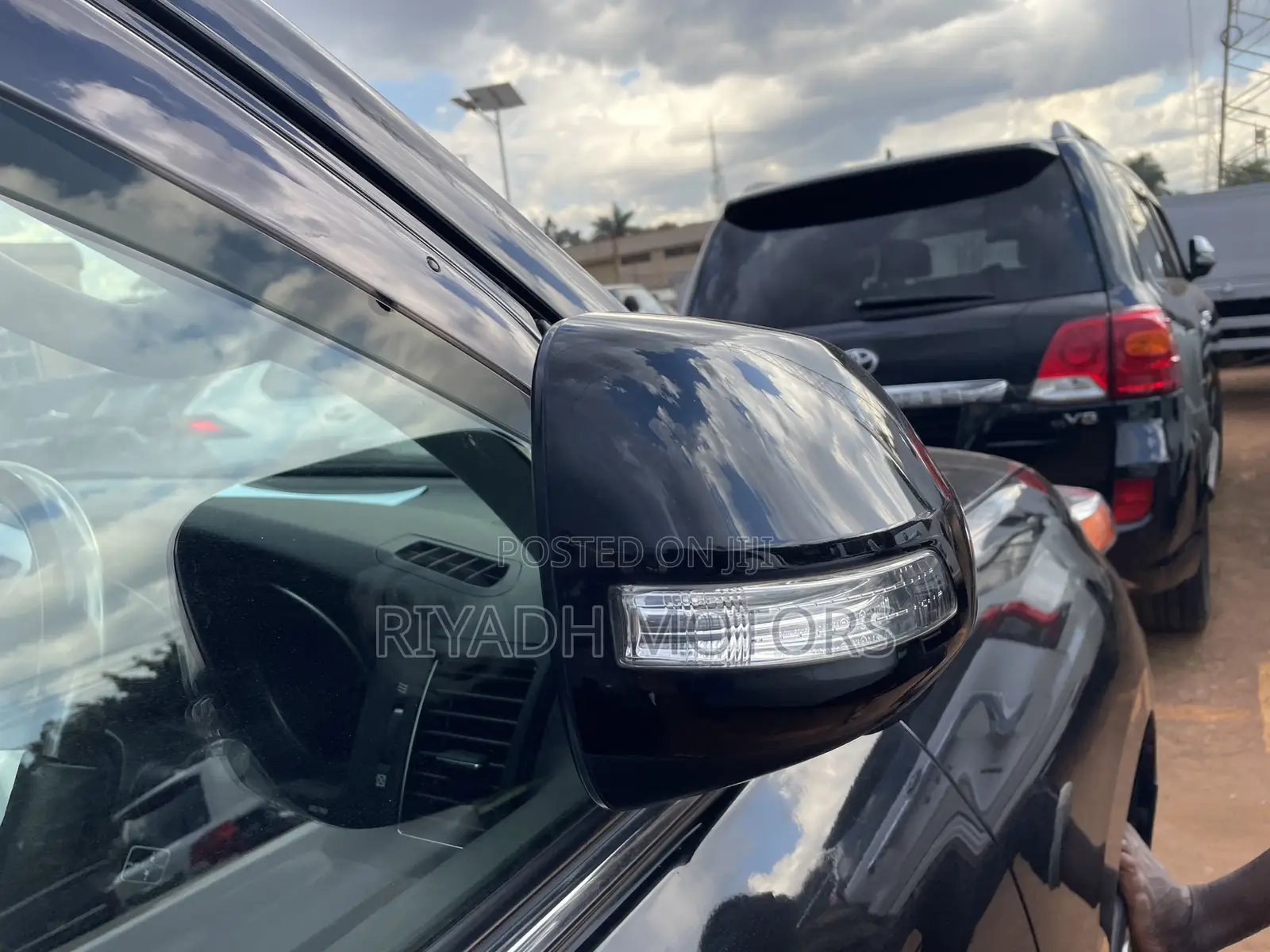 Toyota Land Cruiser 2016 Black