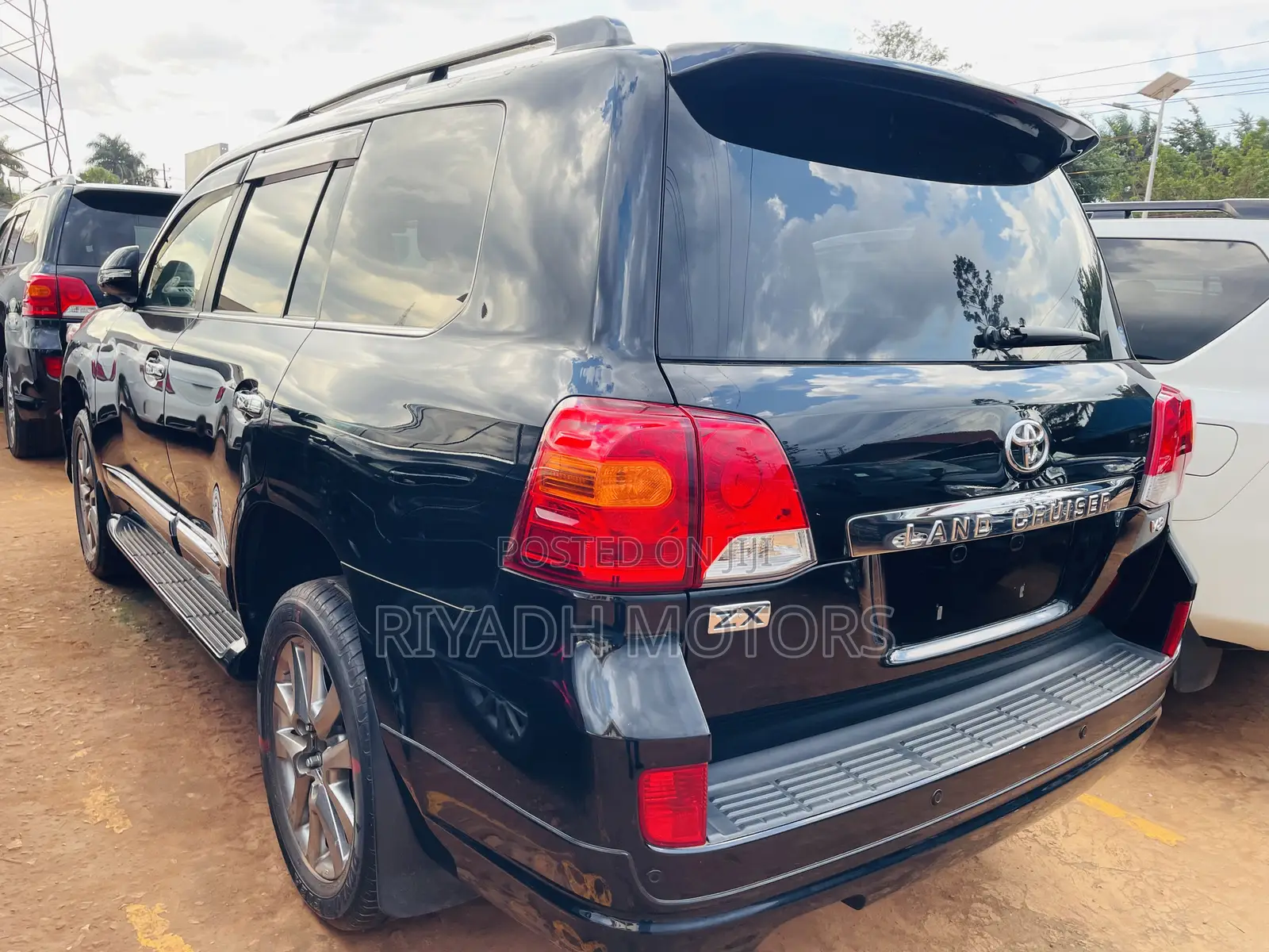 Toyota Land Cruiser 2016 Black