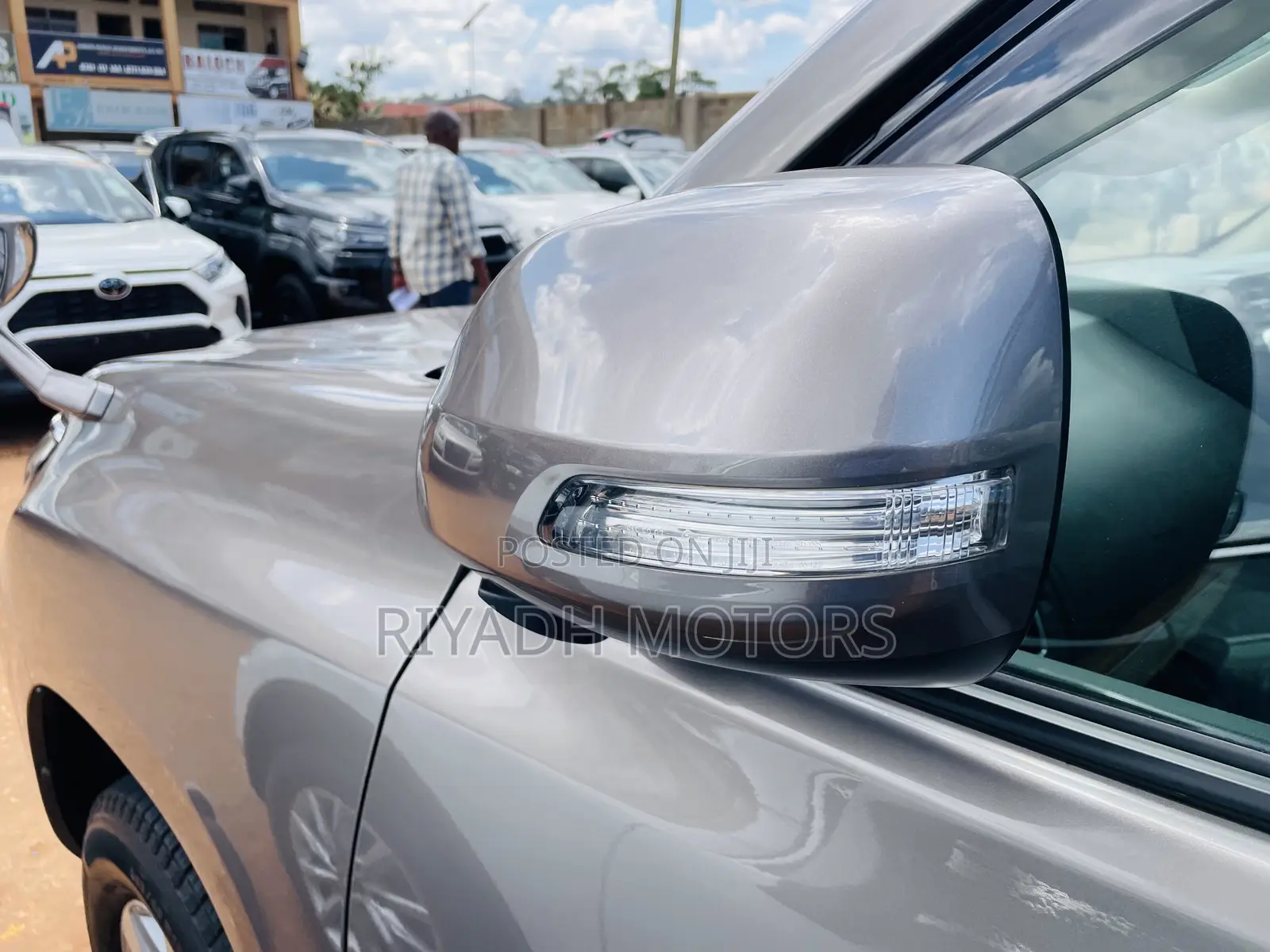 Toyota Land Cruiser Prado 2023 Gray