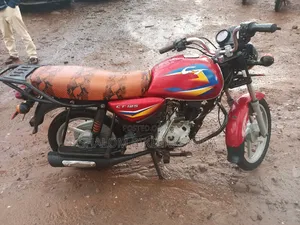 Bajaj CT 110X 2022 Red