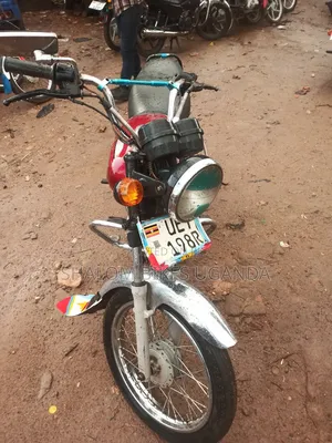 Bajaj Boxer 2019 Red