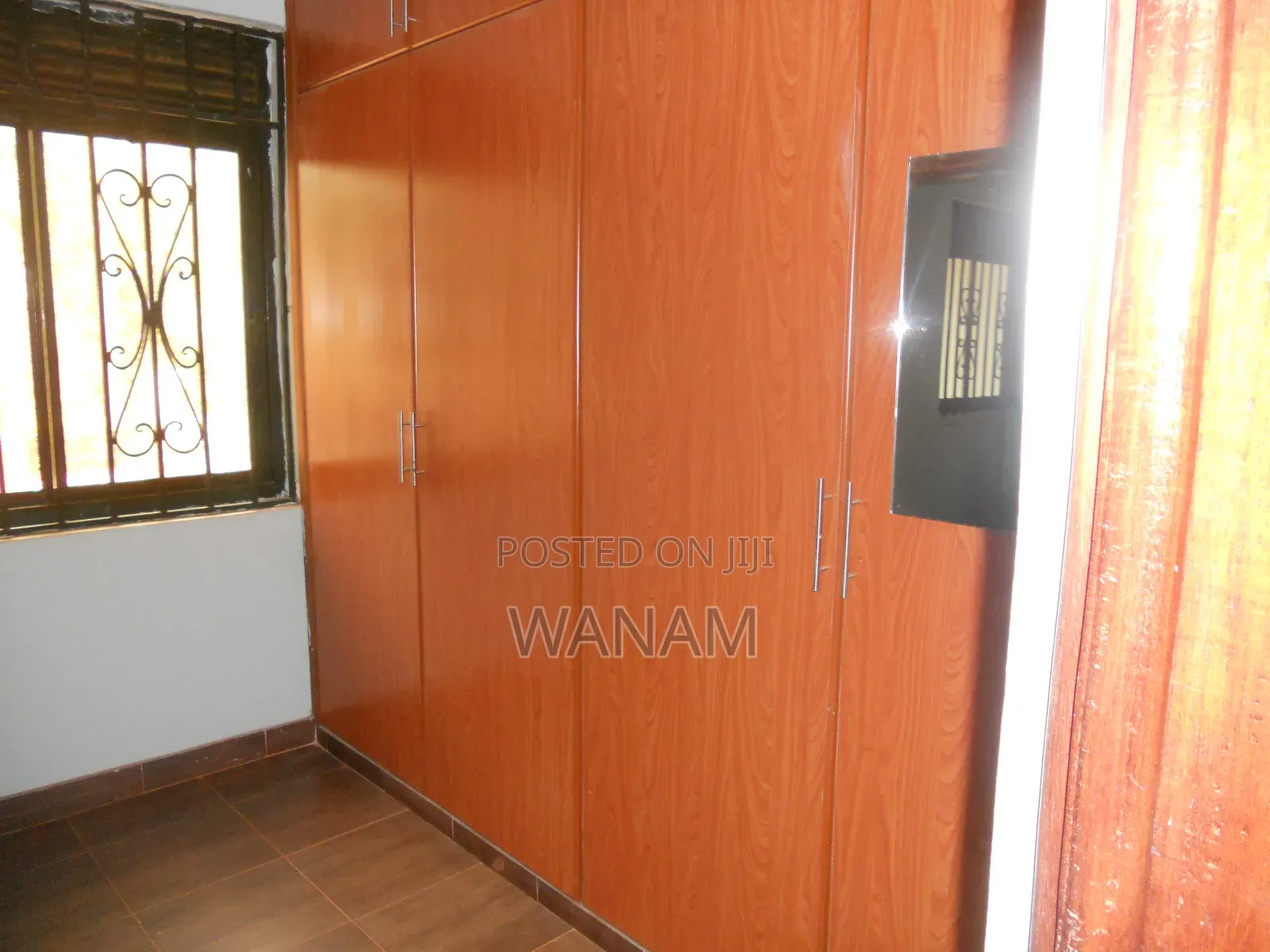 12bdrm Duplex in Bwebajja Akright, Division A for sale