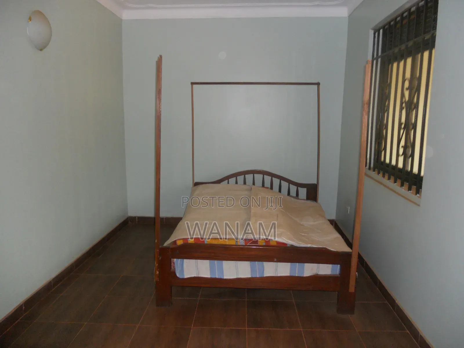 12bdrm Duplex in Bwebajja Akright, Division A for sale