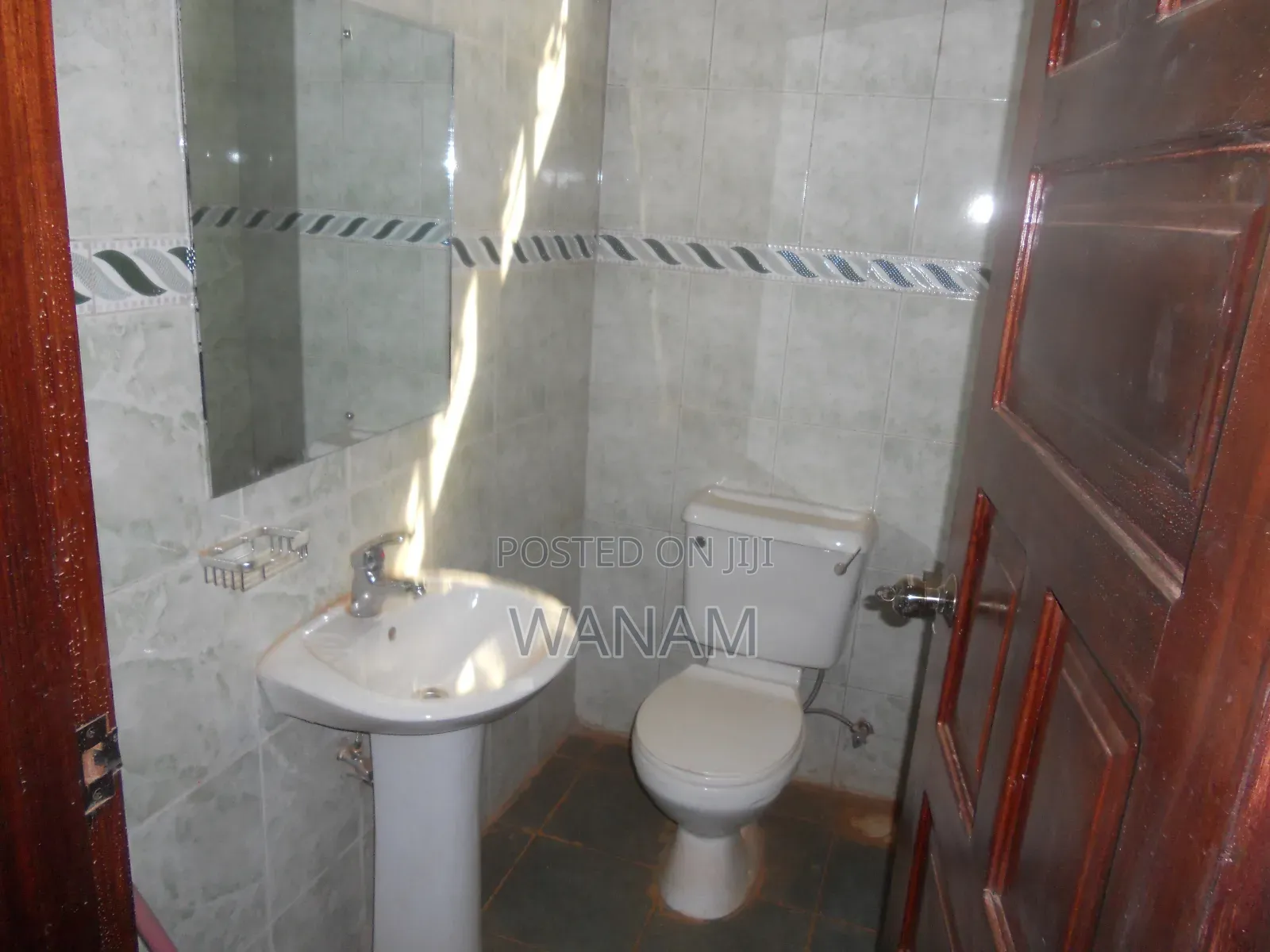 12bdrm Duplex in Bwebajja Akright, Division A for sale