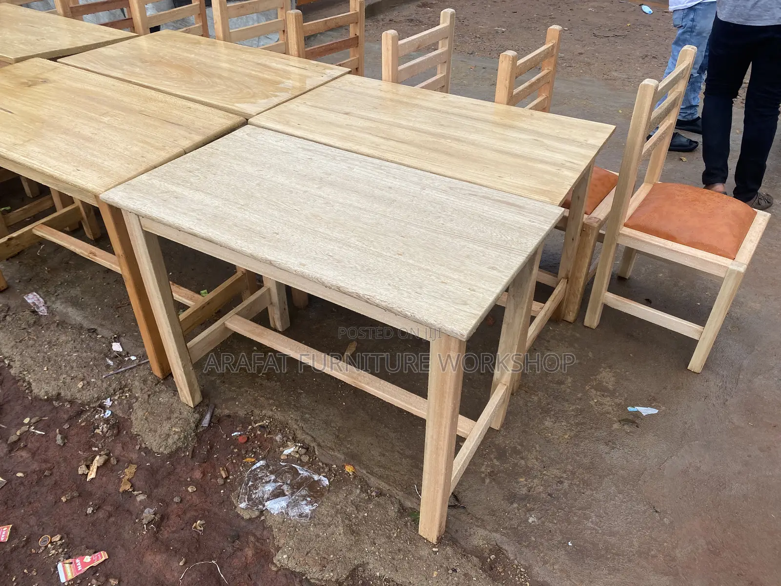 Office Furniture/ Reading Desk