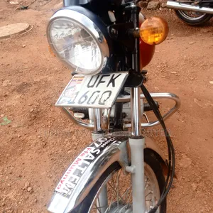 Bajaj Boxer 125 2023 Red