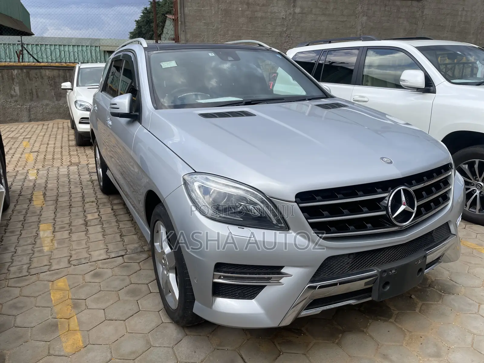 Mercedes-Benz M Class 2013 Silver