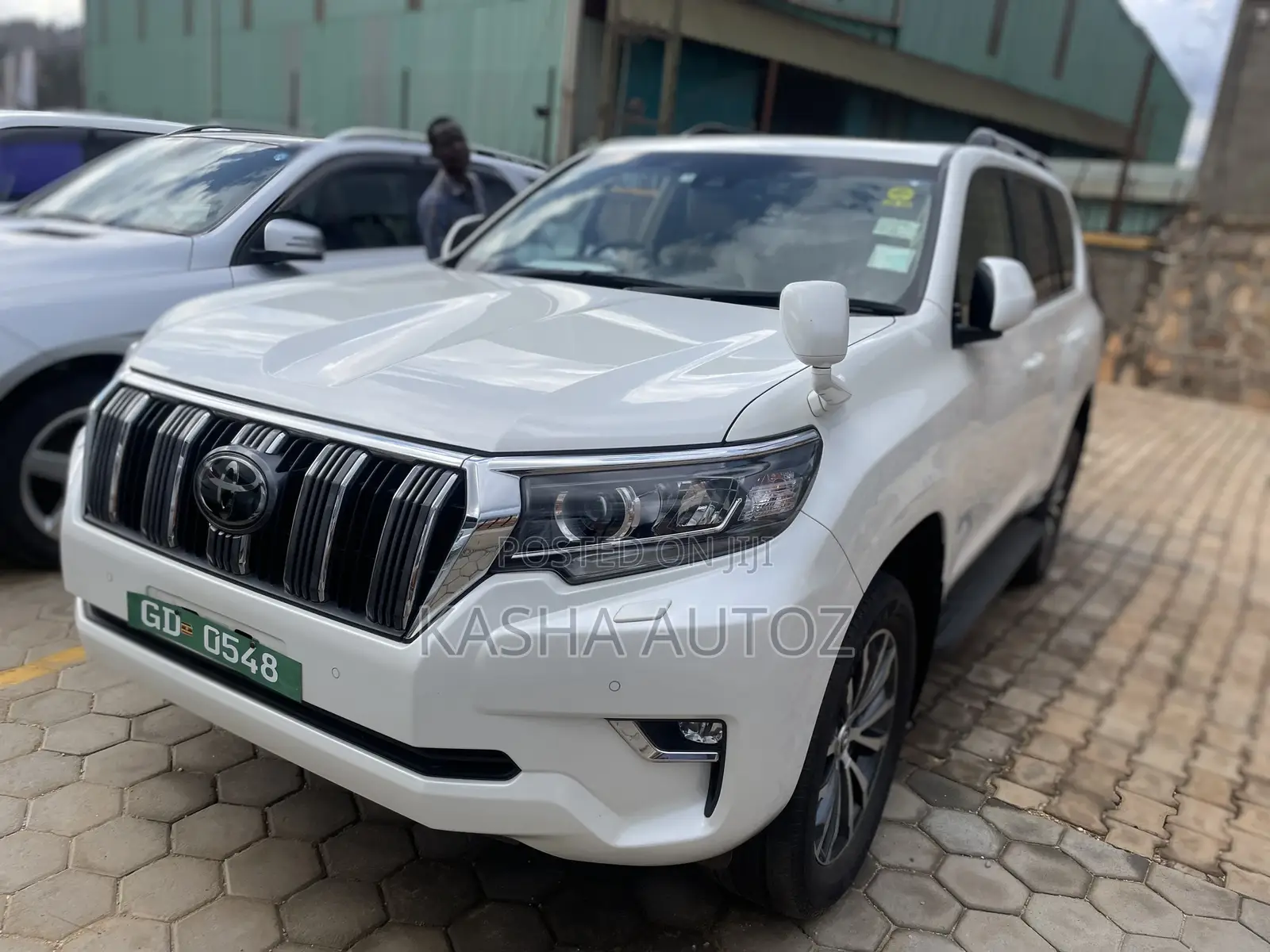 Toyota Land Cruiser Prado 2019 White