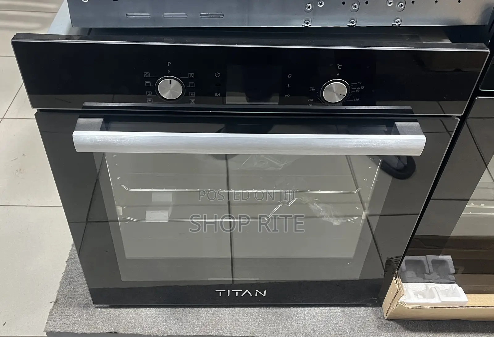 Titan Bulit in Oven 60cm by 60cm Original