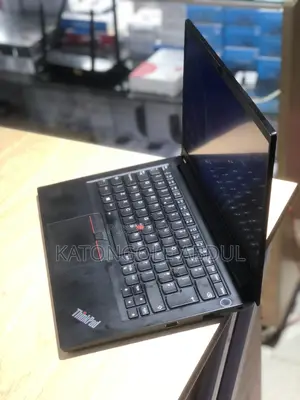 Laptop Lenovo ThinkPad E14 Gen 4 16GB Intel Core I7 SSD 512GB