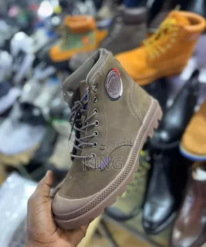 Great Lace Up Palladium Boots