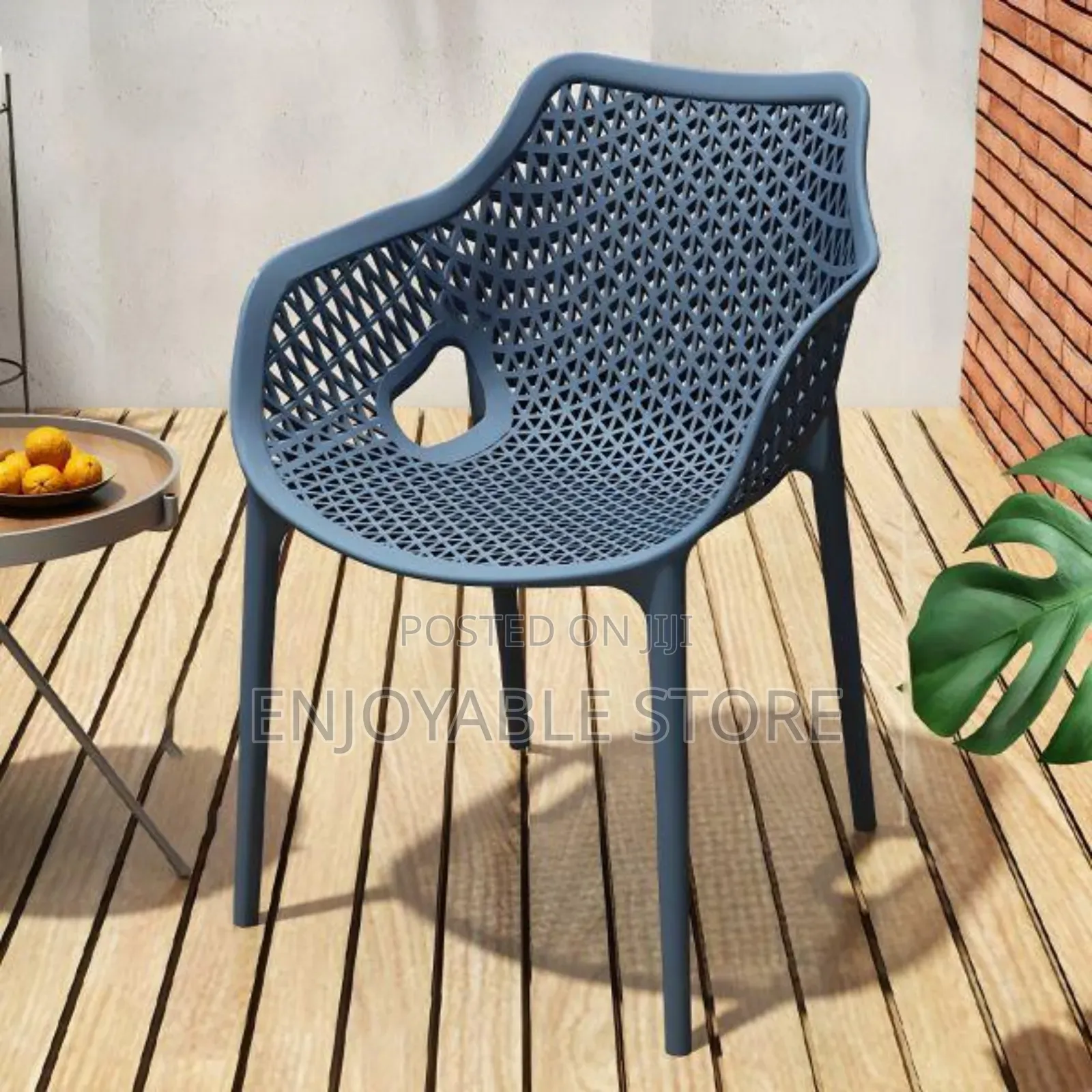 Hotel Plastic Chairs/Restaurant/Bar Chairs