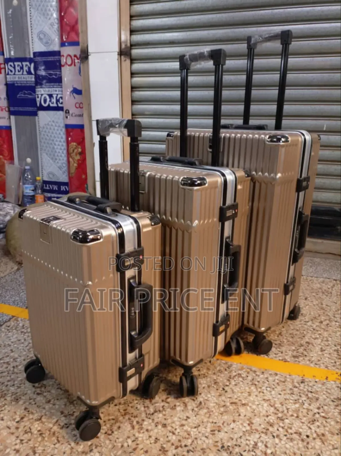 Original Steel Plastic Suitcases. Full Set.3pcs.( Gold)