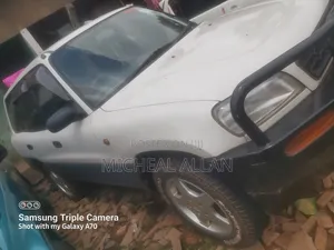 Toyota RAV4 1999 Silver