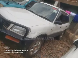 Toyota RAV4 1999 Silver
