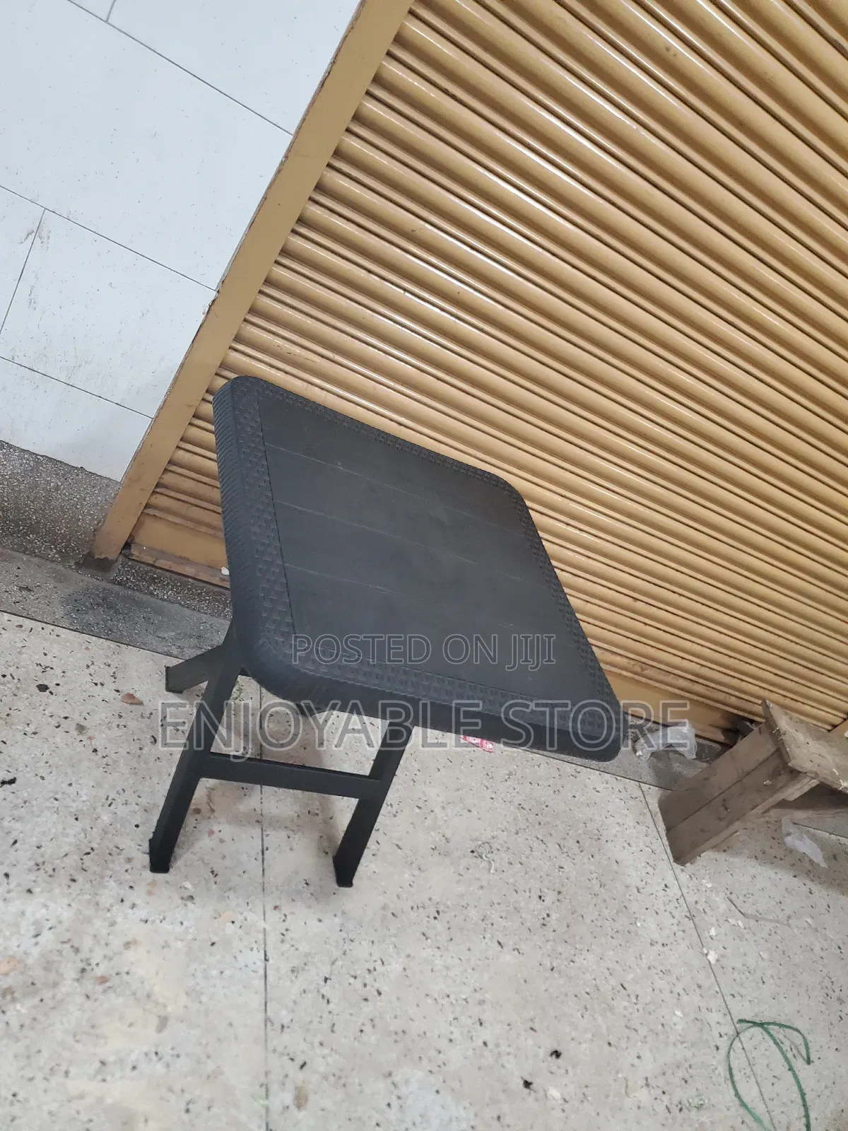 Bar/Restaurant Table(Black)