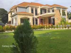 7bdrm Maisonette in Kira Nakwero for sale