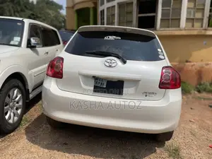 Toyota Auris 2010 White