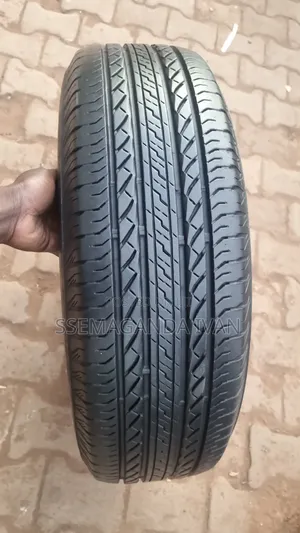 215/70r16 Bridgestone Foreign Used Tire