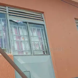 4bdrm House in Kawempe Kawanda, Division A for sale