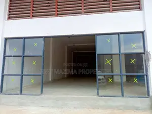 Very Strategic Ware Houses for Rent in Heart of Bugolobi
