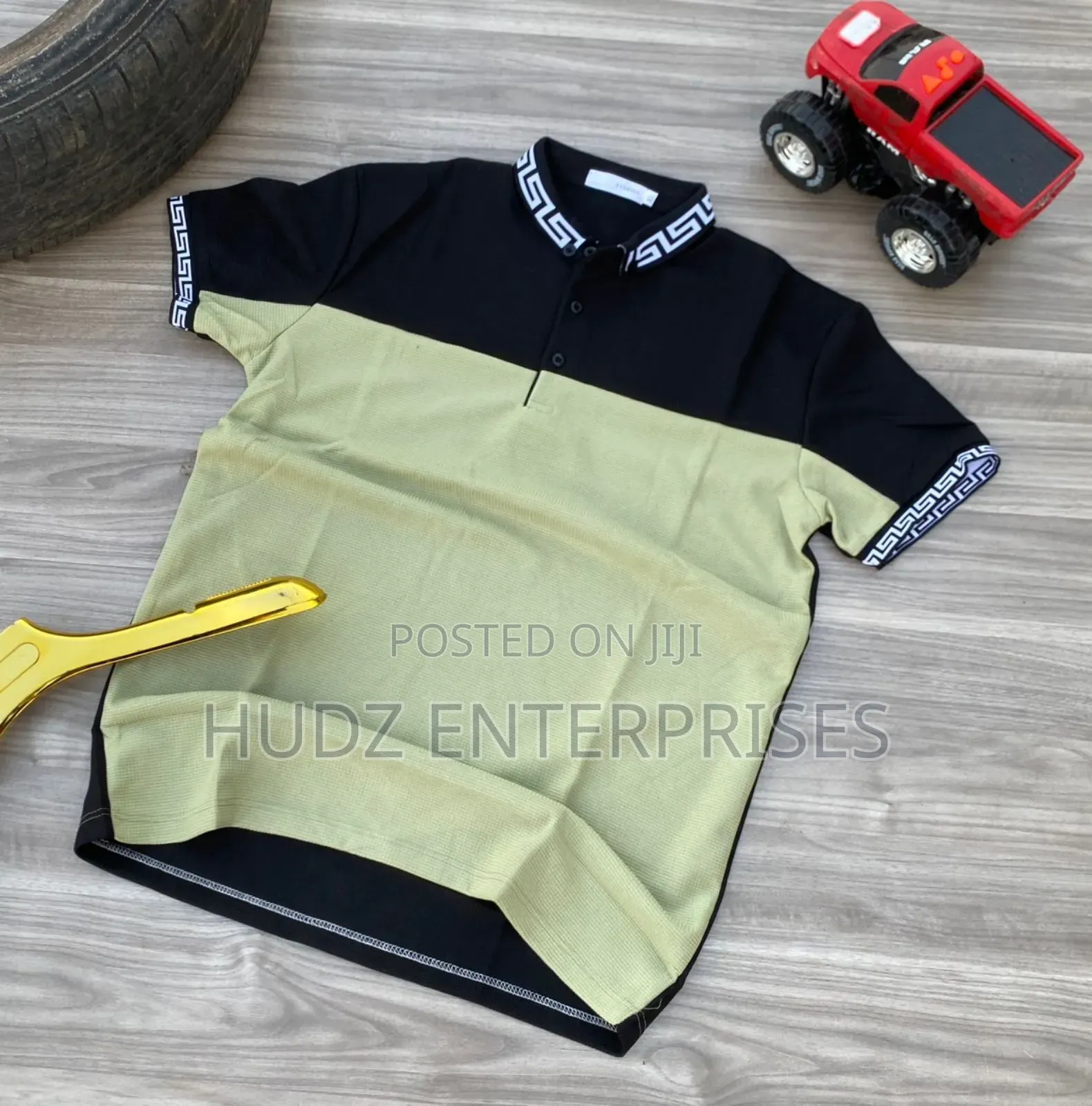 Classy T-Shirts in Green and Black