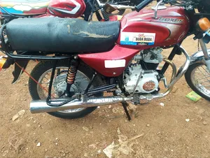 Bajaj Boxer 2019 Red
