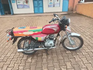 Bajaj Boxer 2019 Red
