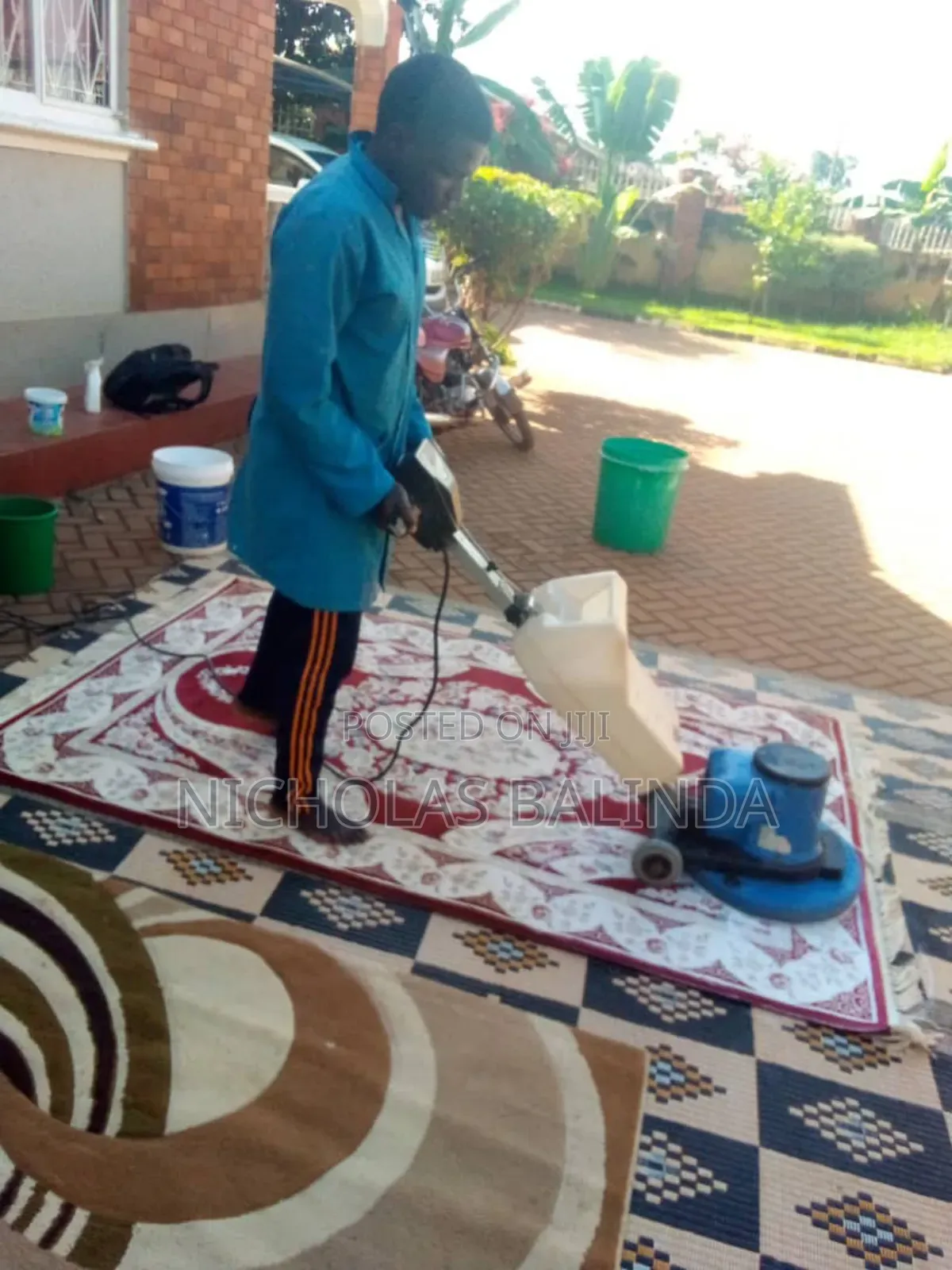 Dry Cleaner for Carpet Cleaning