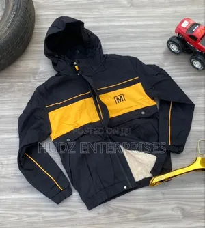 Swagger Jacket Black With Yellow