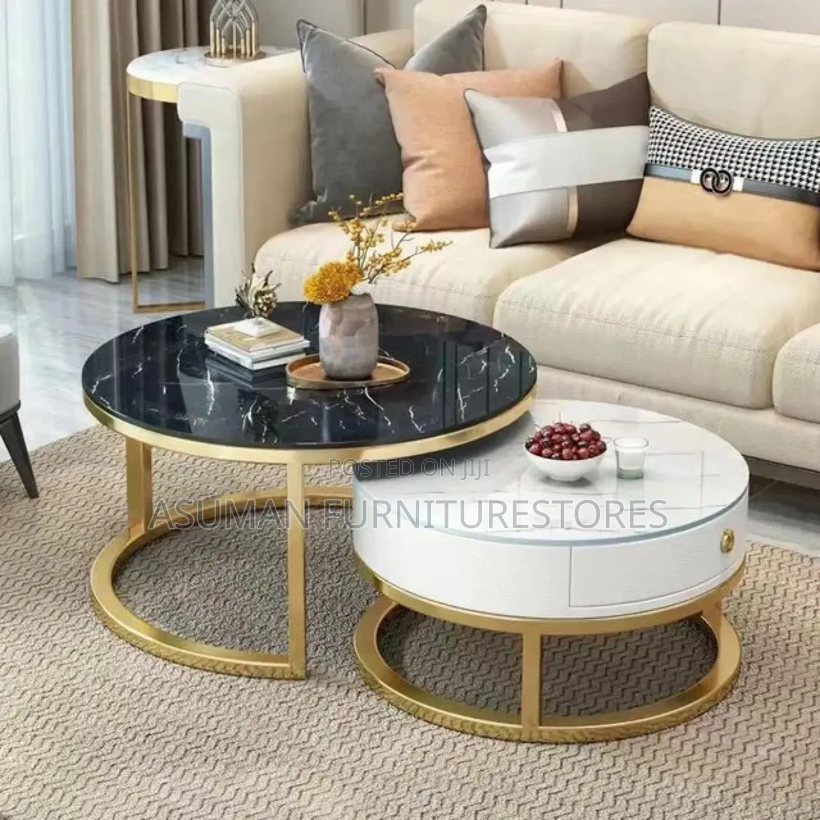 Modern Metal Stools With Golden Colour Call