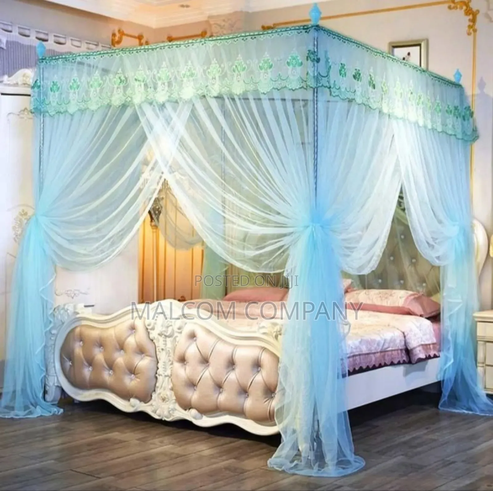 Four Stand Mosquito Net With 3 Entry Door